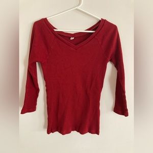 uniqlo red sweater